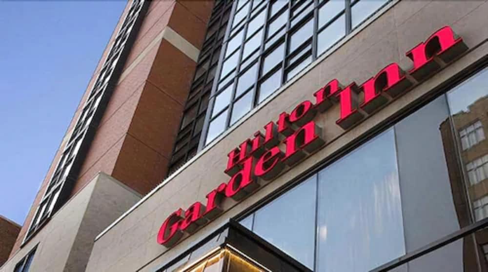 Revery Toronto Downtown, Curio Collection By Hilton Exterior foto