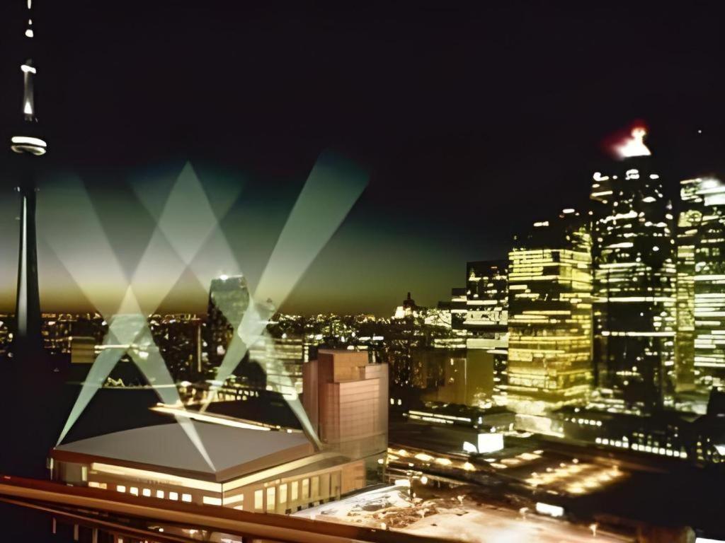Revery Toronto Downtown, Curio Collection By Hilton Exterior foto