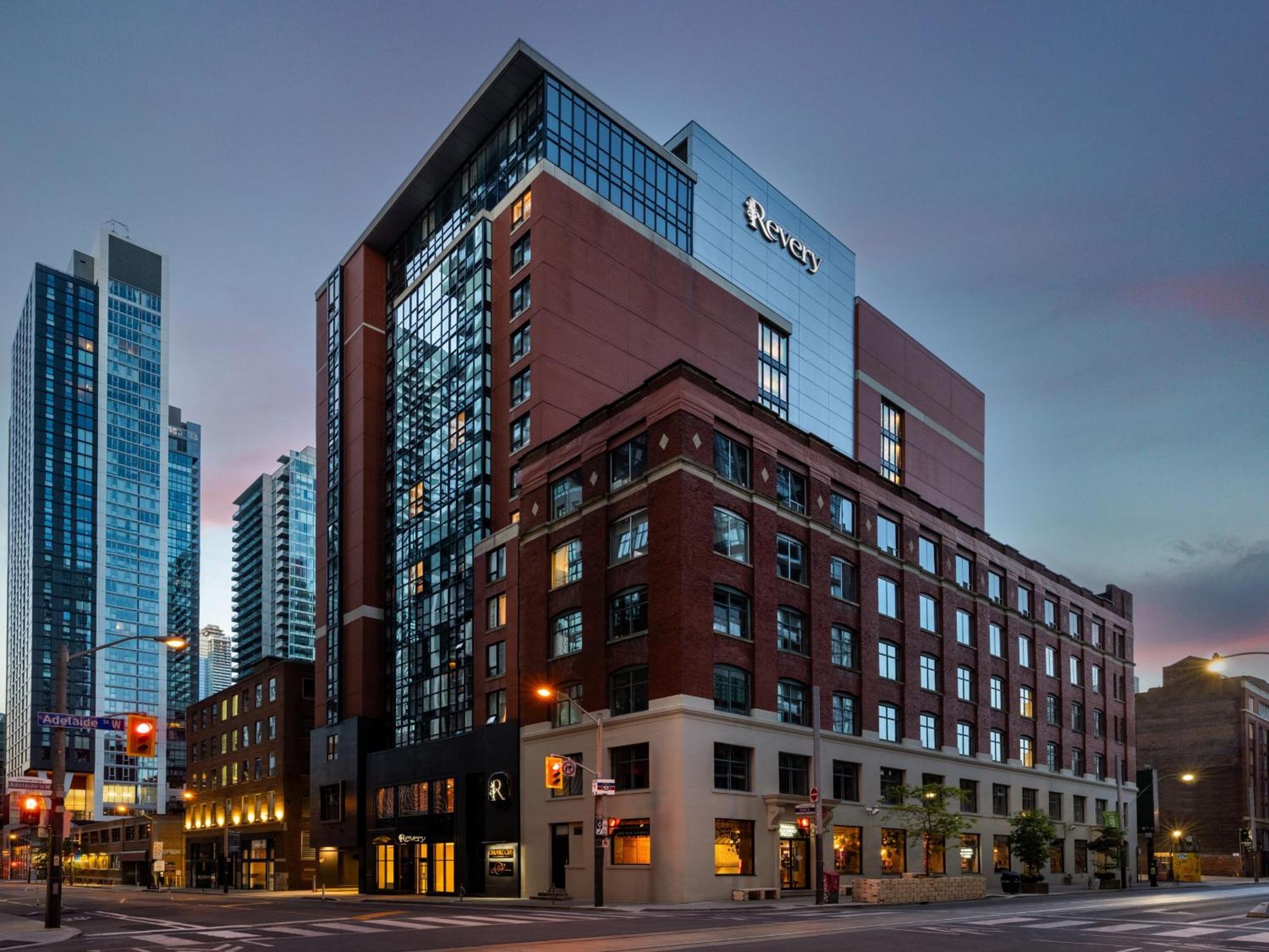 Revery Toronto Downtown, Curio Collection By Hilton Exterior foto